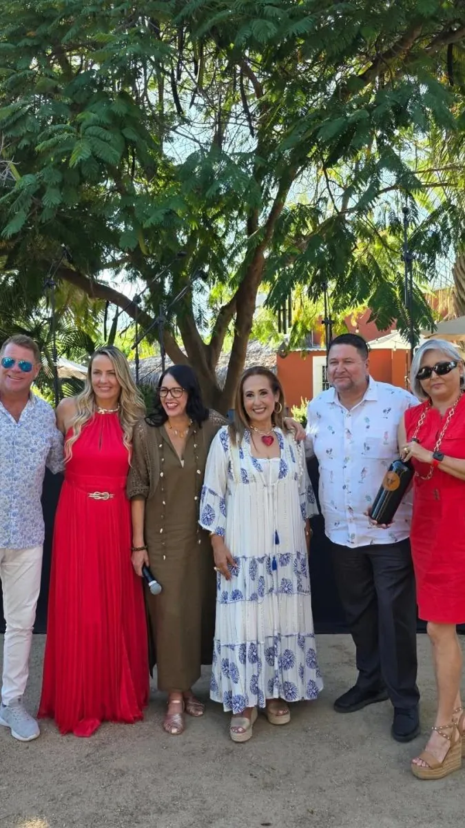Organizers and guests at the Festival Tradición y Corazón