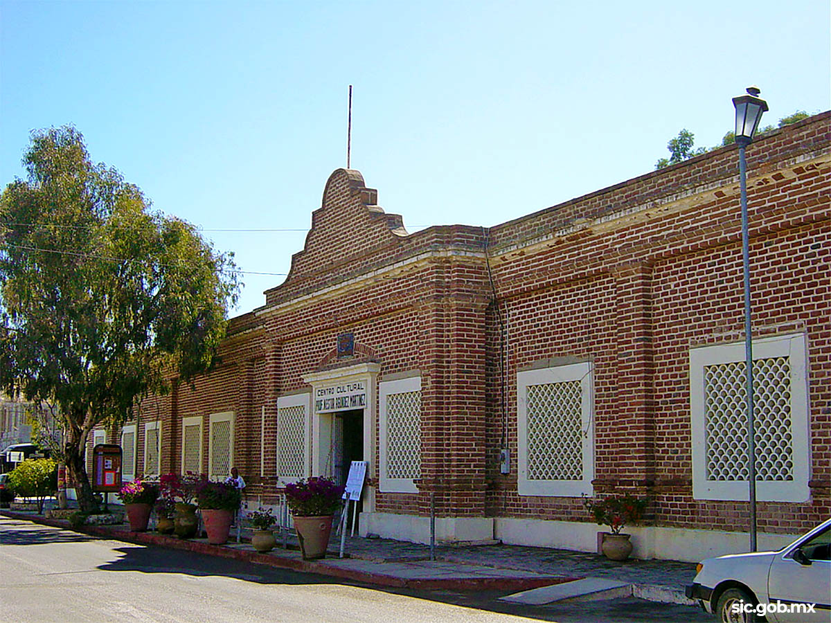 Centro Cultural Profr. Néstor Agúndez Martínez, Todos Los Santos